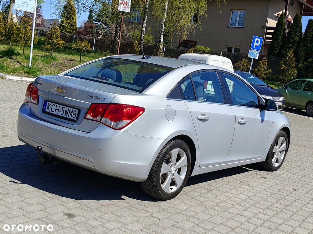 Chevrolet Cruze 2.0 LT - 9