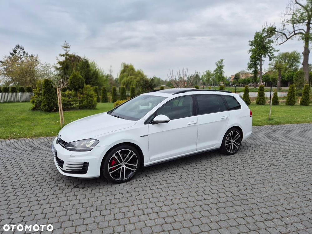 Volkswagen Golf GTD (BlueMotion Technology) - 12