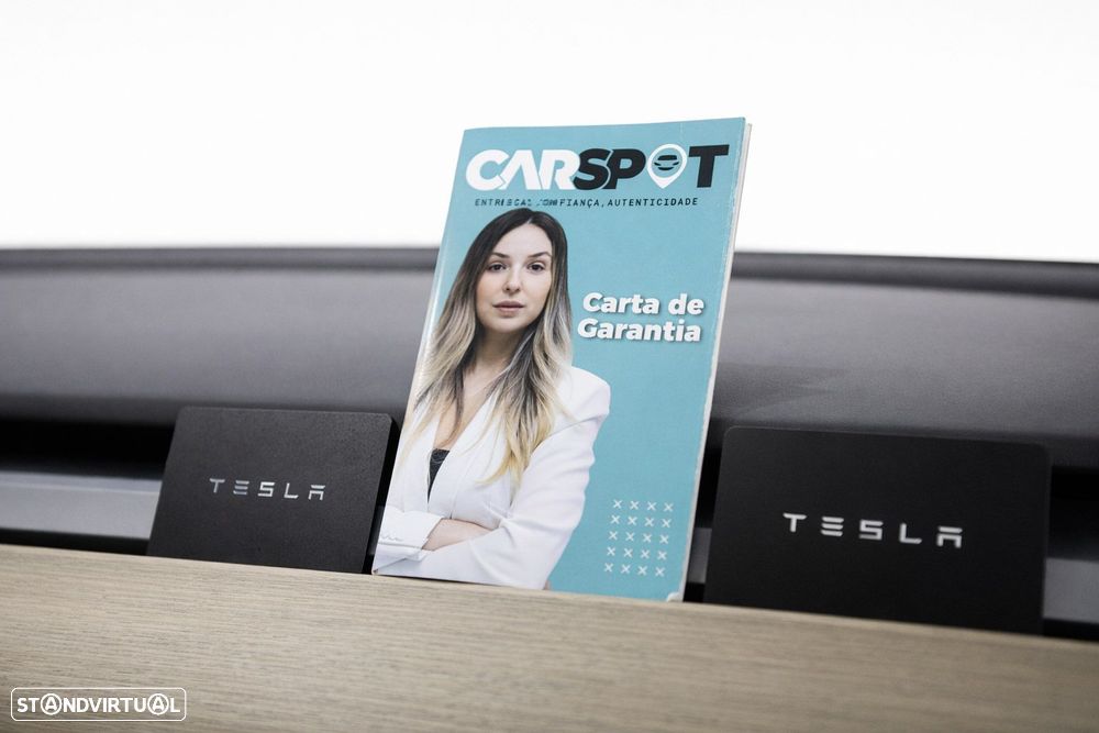 Tesla Model Y Standard RWD - 39