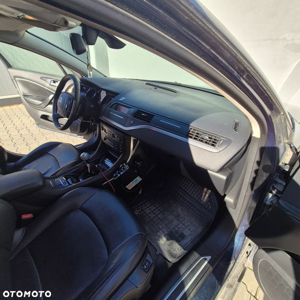 Citroën C5 2.0 HDi Exclusive - 6