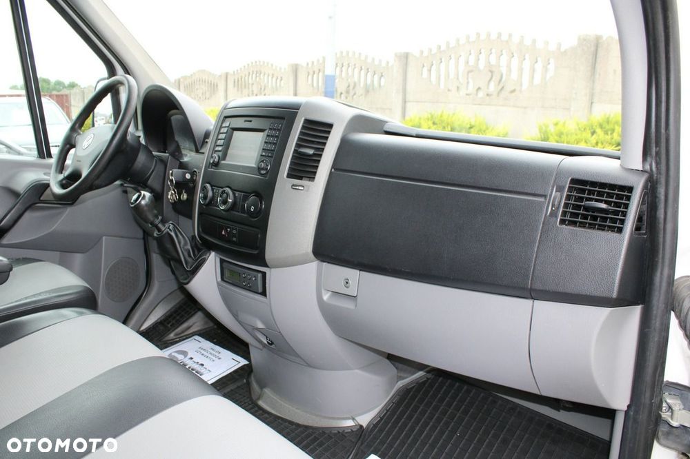 Volkswagen Crafter - 22