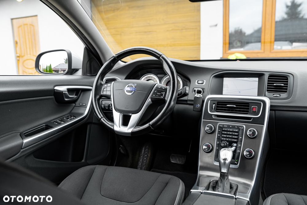 Volvo V60 - 24
