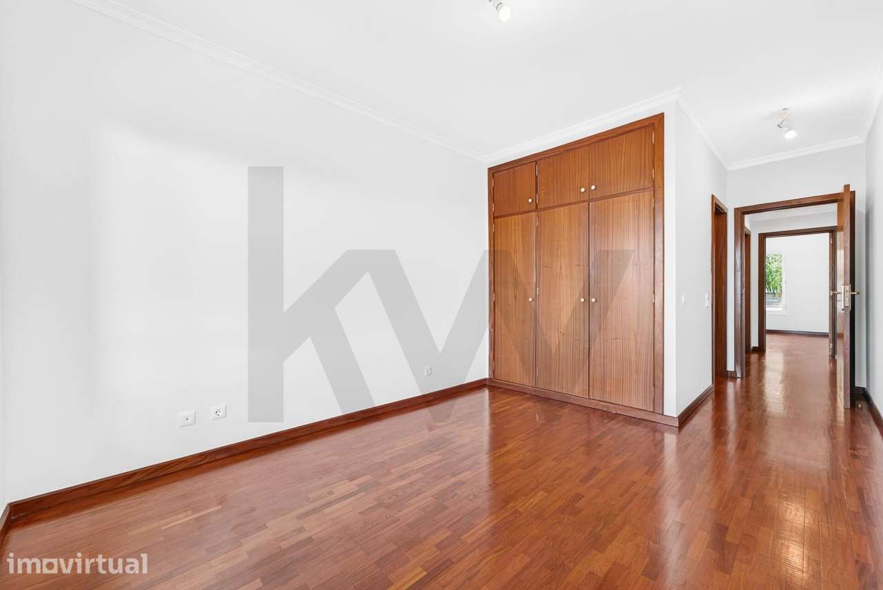 Apartamento T3 na Ajuda para Arredamento - Grande imagem: 5/21