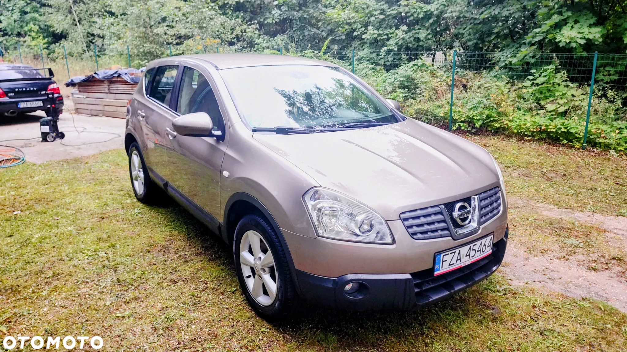 Nissan Qashqai - 2