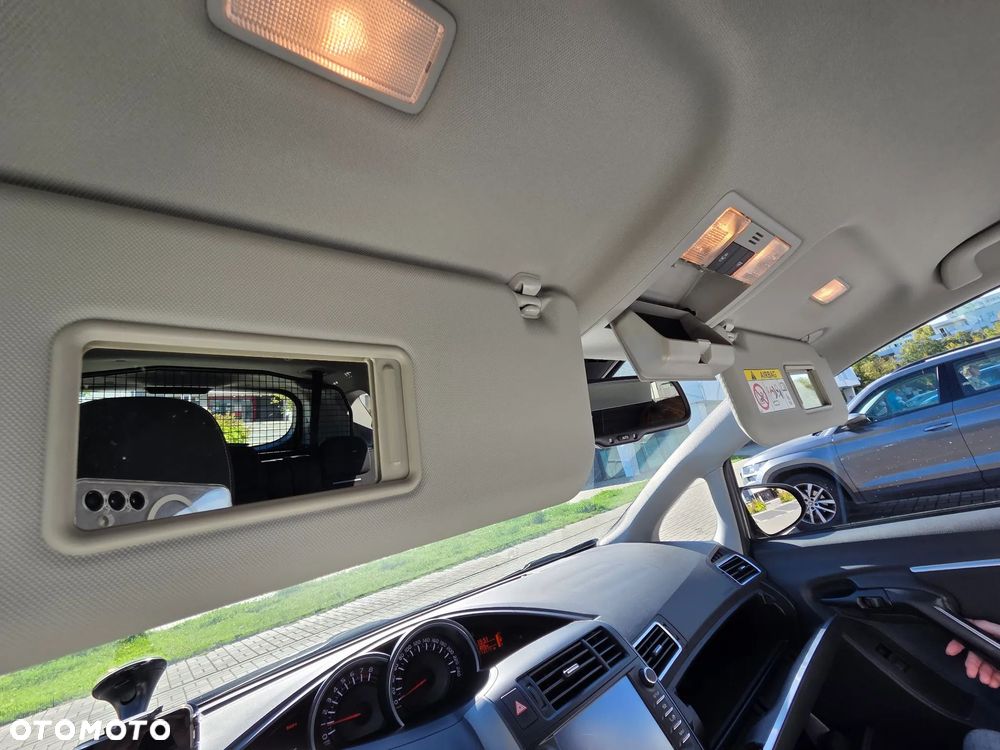 Toyota Verso 1.8 Premium EU6 - 24