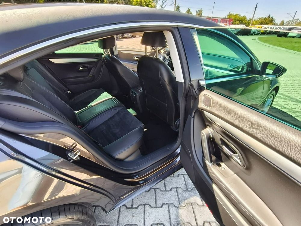 Volkswagen Passat CC - 16