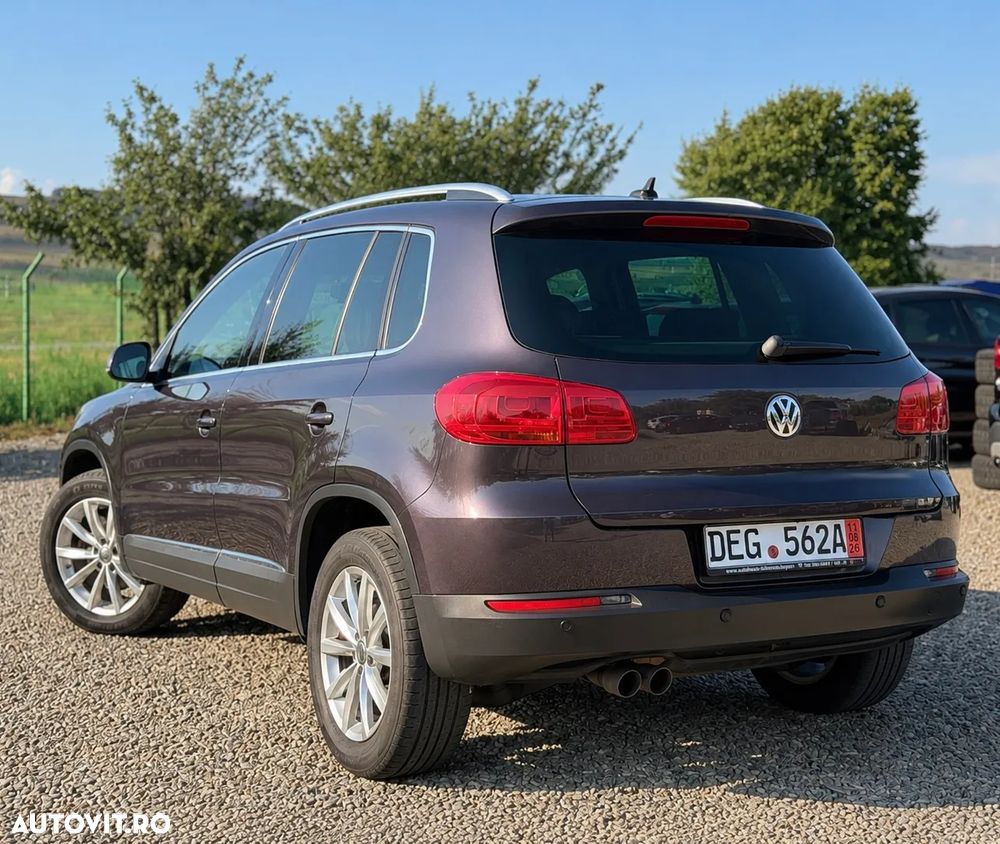 Volkswagen Tiguan - 10