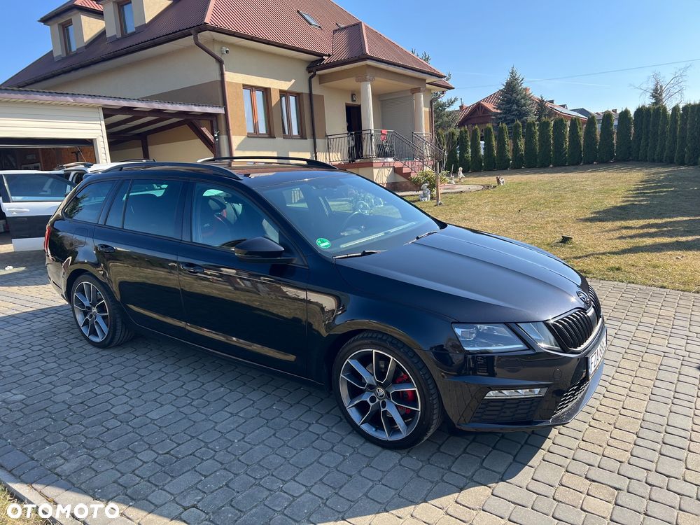 Skoda Octavia 2.0 TDI (Green tec) DSG RS - 1