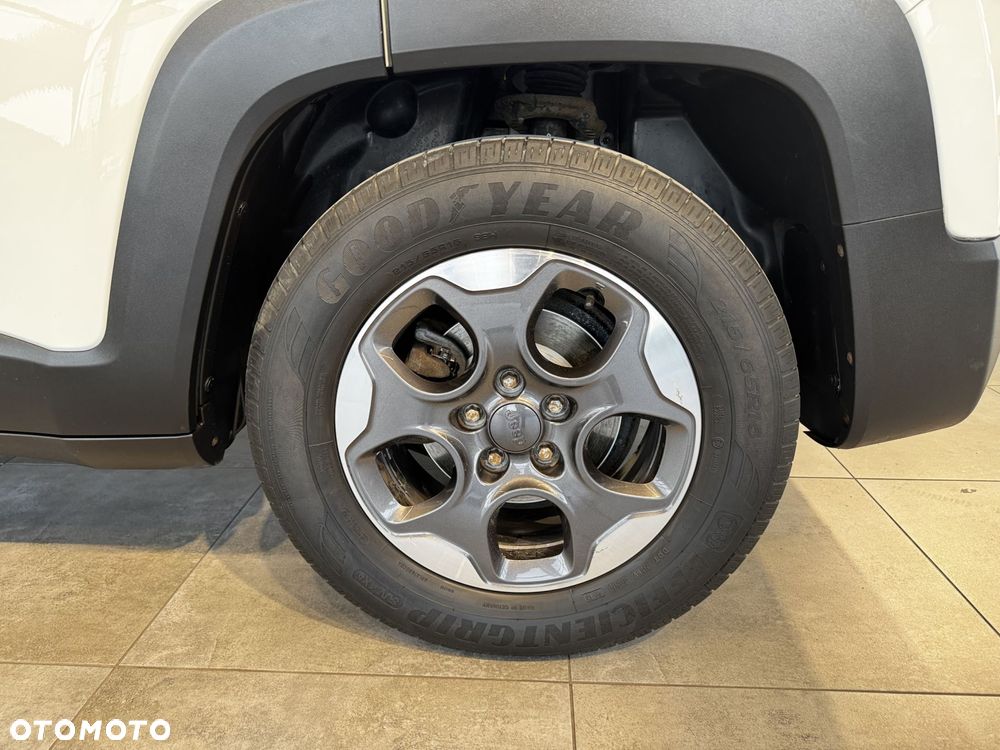 Jeep Renegade - 10