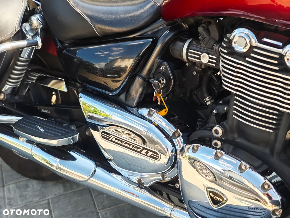 Triumph Thunderbird - 21