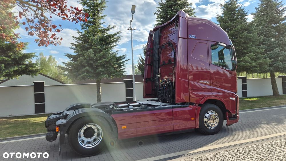 Volvo VOLVO///FH///500///2023/// GLOBETROTTER///XXL/// VIRTUAL COCPIT///FULL LED///ALUFELGI///KLIMATYZACJA POSTOJOWA///ZABUDOWY MIĘDZYOSIOWE///STAN BARDZO DOBRY - 6