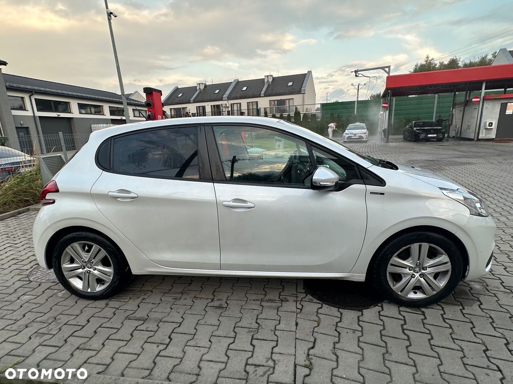 Peugeot 208 1.2 PureTech Active - 9