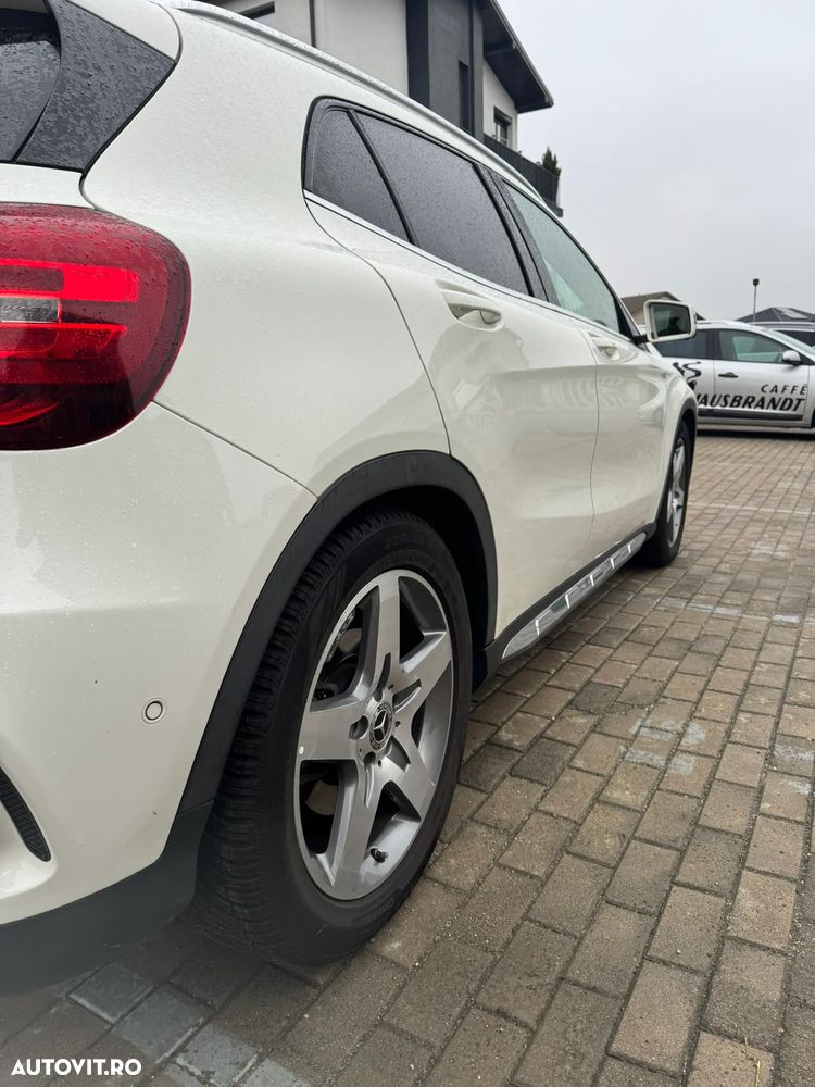 Mercedes-Benz GLA 250 4MATIC Aut. - 10