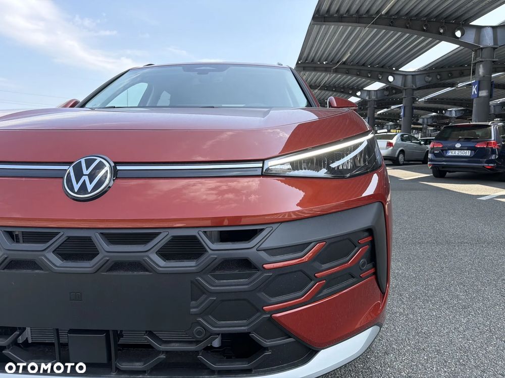 Volkswagen T-Roc 1.5 eTSI Life DSG - 23