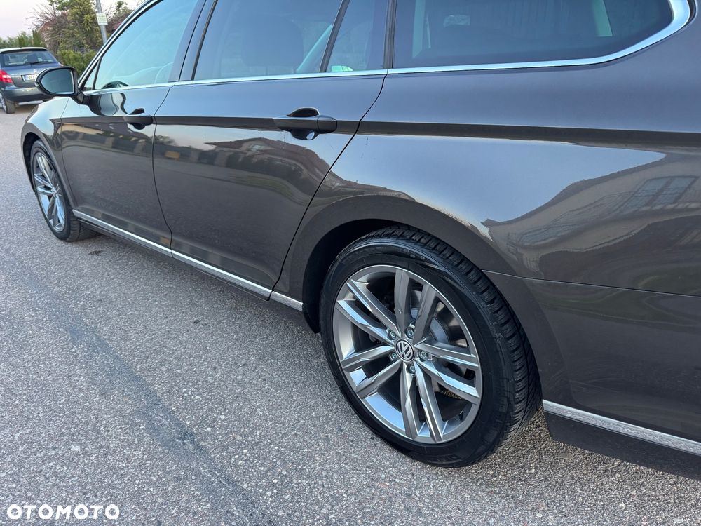 Volkswagen Passat 2.0 TDI SCR DSG Highline - 18