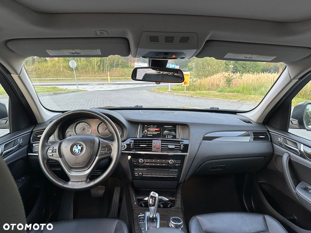 BMW X3 xDrive28i xLine - 19