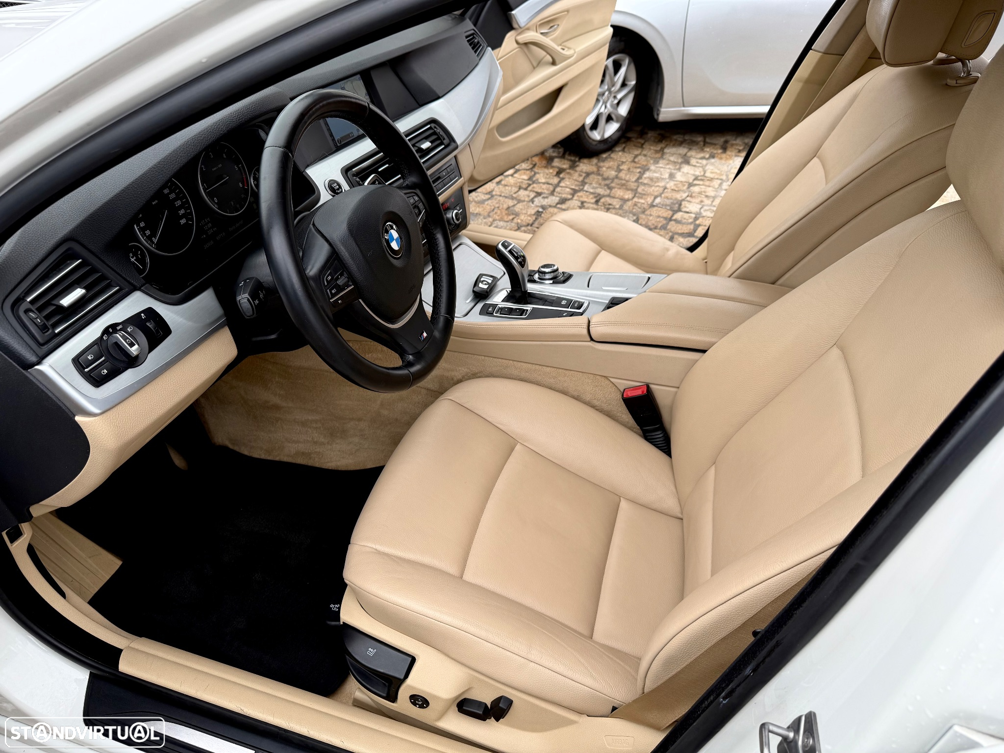 BMW 520 d Auto - 42