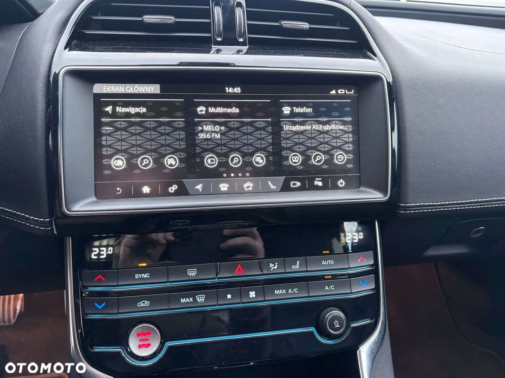 Jaguar XE E-Performance R-Sport - 15