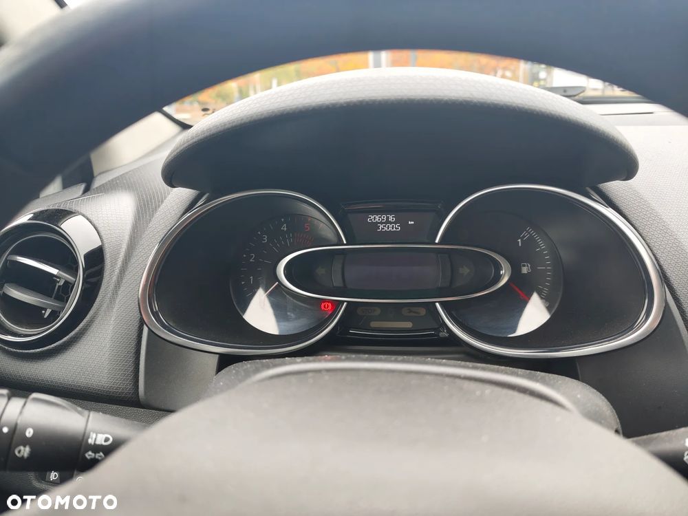Renault Clio - 7