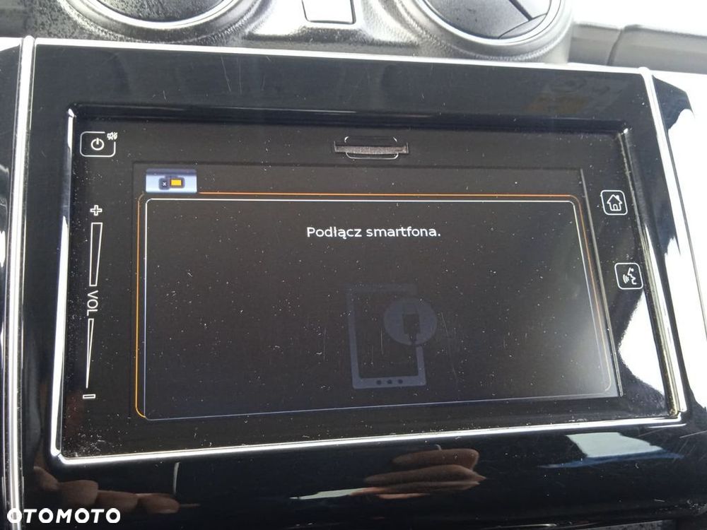 Suzuki Swift 1.2 Premium Plus - 24