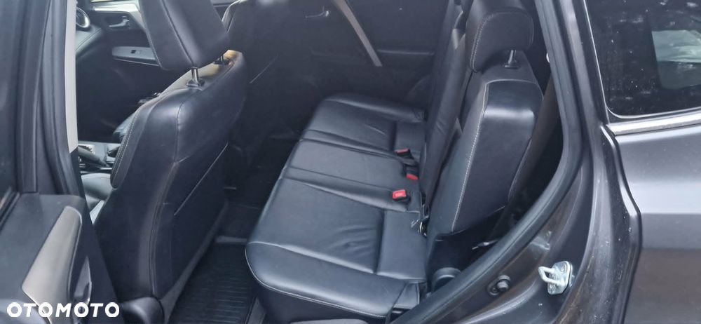 Toyota RAV4 2.2 D-CAT Prestige - 21