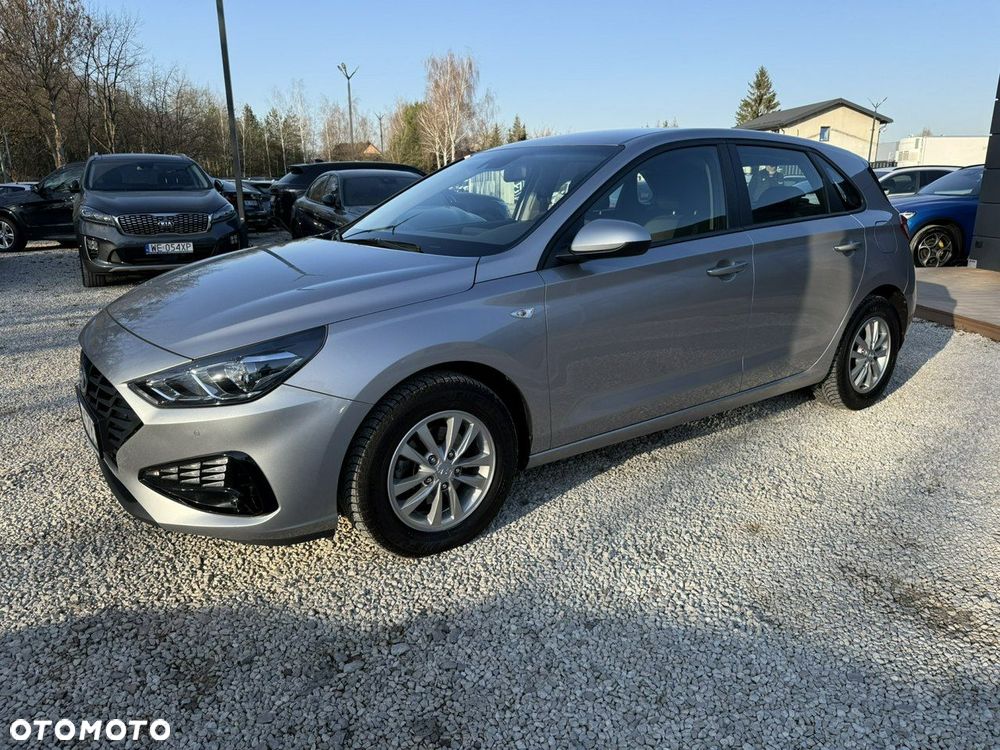 Hyundai i30 1.5 DPI Modern - 29