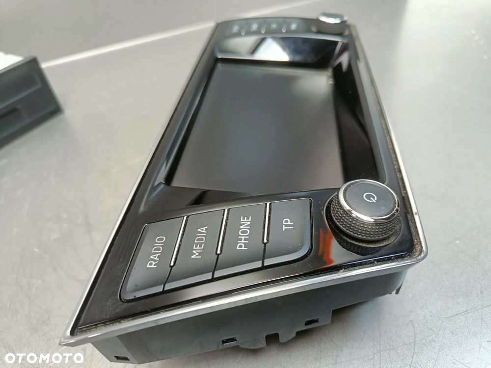Radio Skoda Fabia 3 III Wyświetlacz Jednostka Czytnik 5Q0035820 6V0919604 - 5