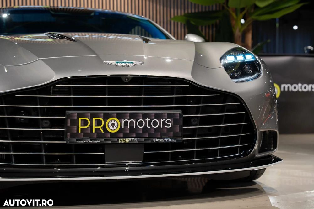 Aston Martin Vanquish - 32