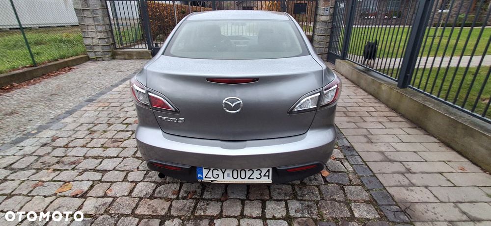 Mazda 3 1.6 Exclusive EU5 - 6
