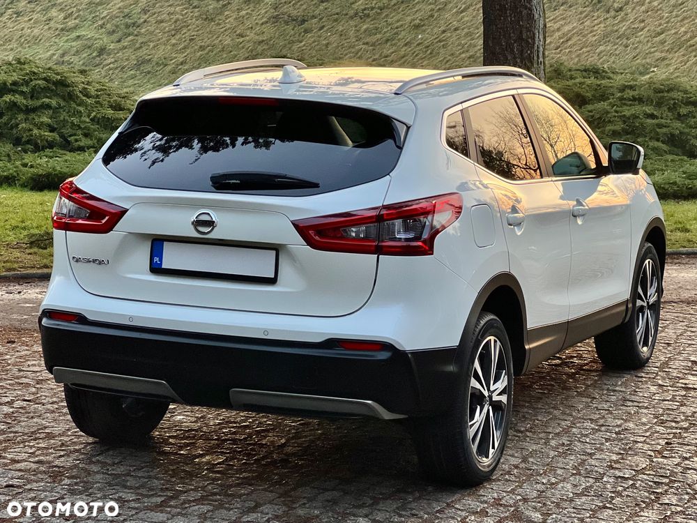 Nissan Qashqai 1.3 DIG-T N-CONNECTA - 17