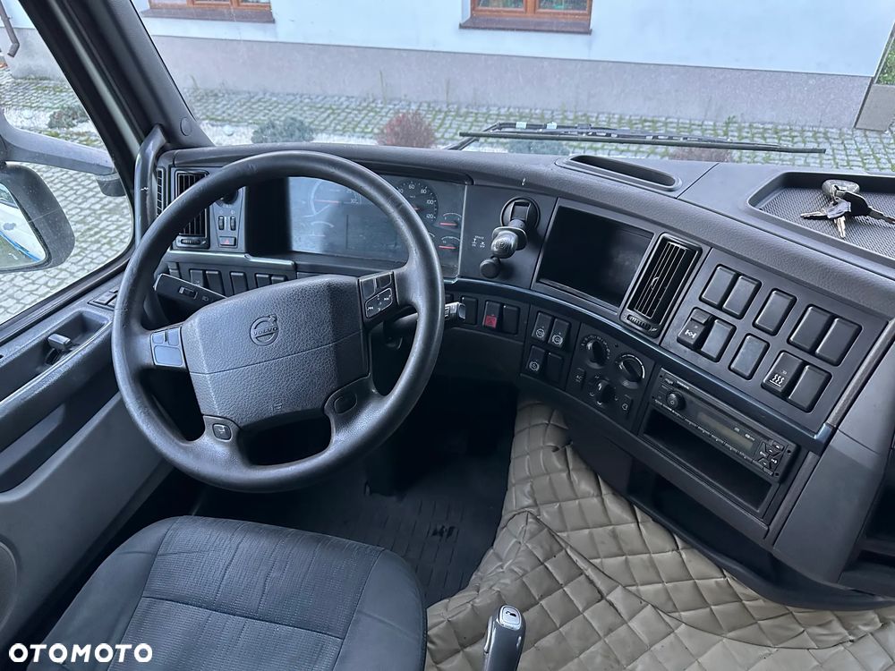 Volvo FH12 - 5