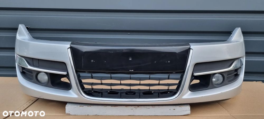 RENAULT LAGUNA III LIFT 2011- Zderzak przód oryginał MC031 - 2