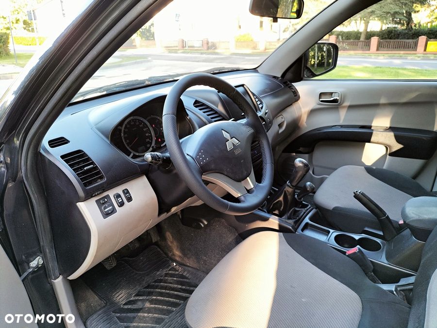 Mitsubishi L200 Pick Up 4x4 Intense Double Cab - 14