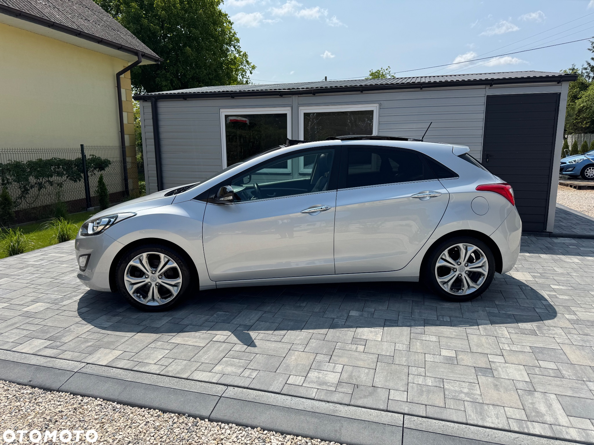 Hyundai i30 1.6 GDI Premium - 17