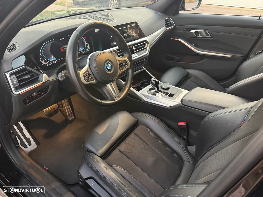 BMW 330 e Aut. M Sport - 9