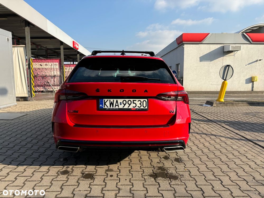 Skoda Octavia 1.4 TSI DSG RS - 11