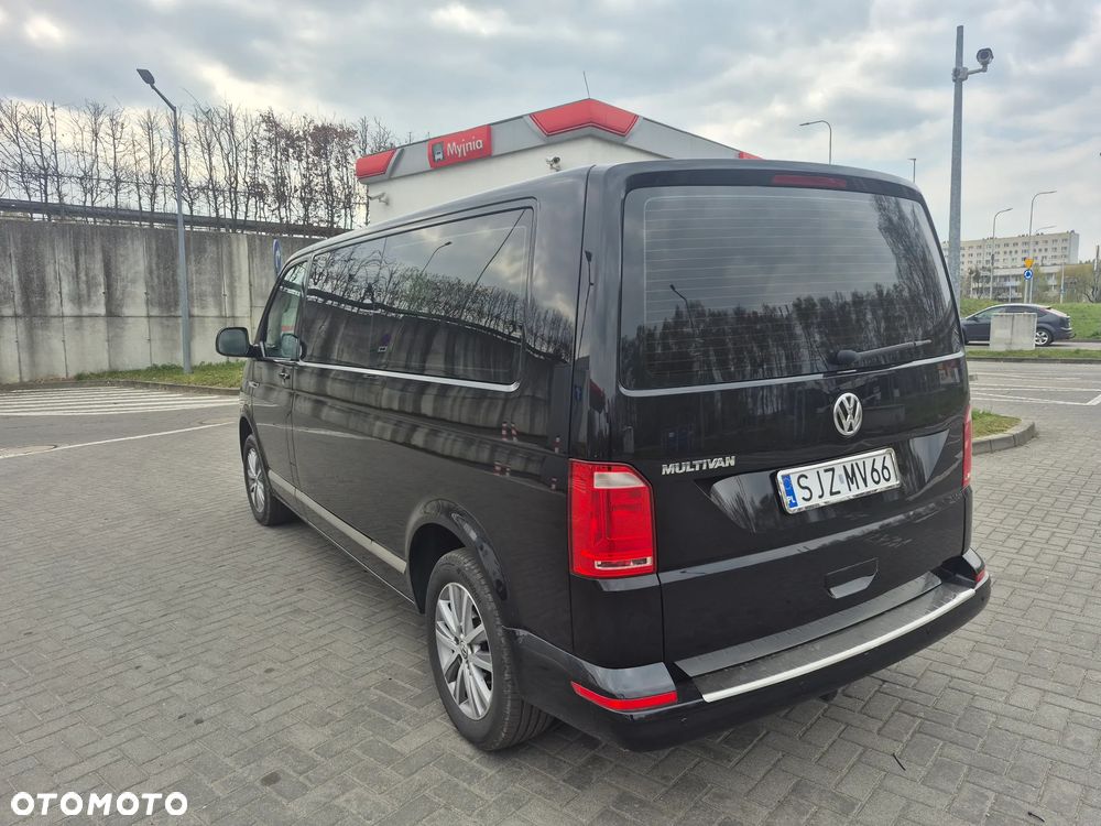 Volkswagen Multivan - 12