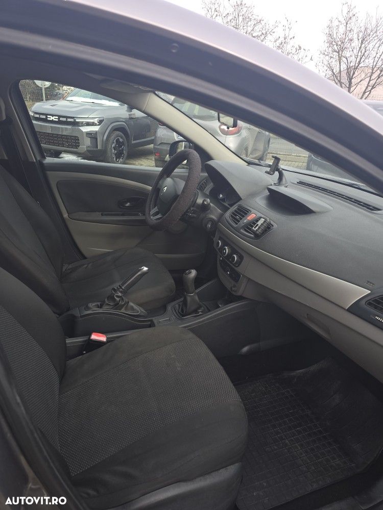 Renault Fluence 1.6 16V Authentique - 20
