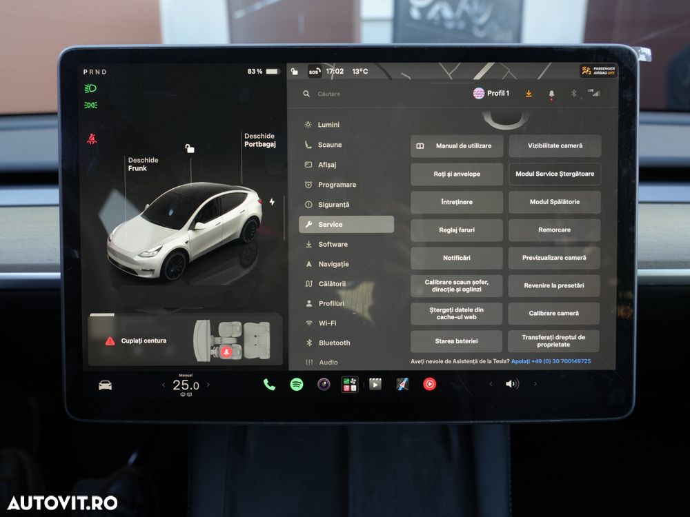 Tesla Model Y - 18
