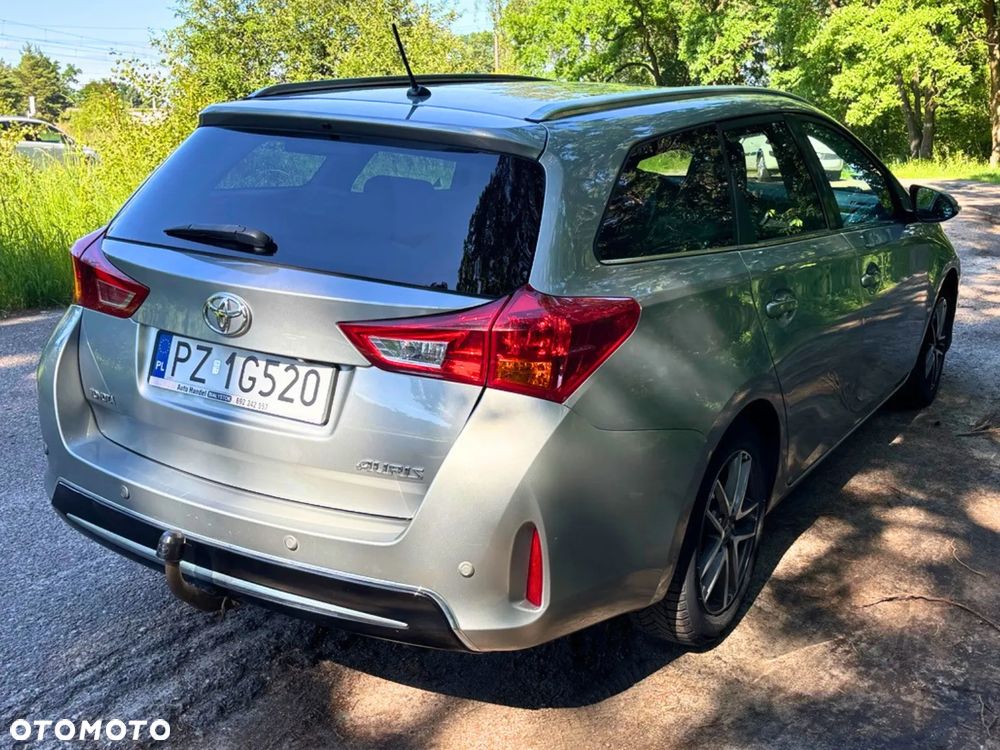 Toyota Auris 2.0 D-4D Prestige - 4