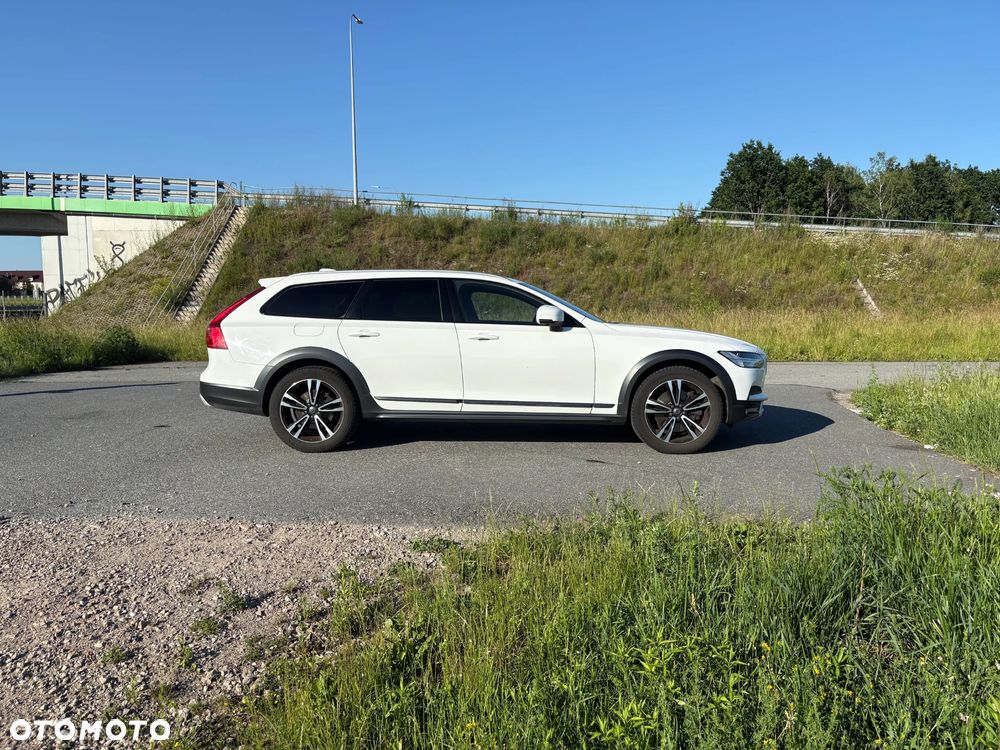Volvo V90 D5 AWD Inscription - 3