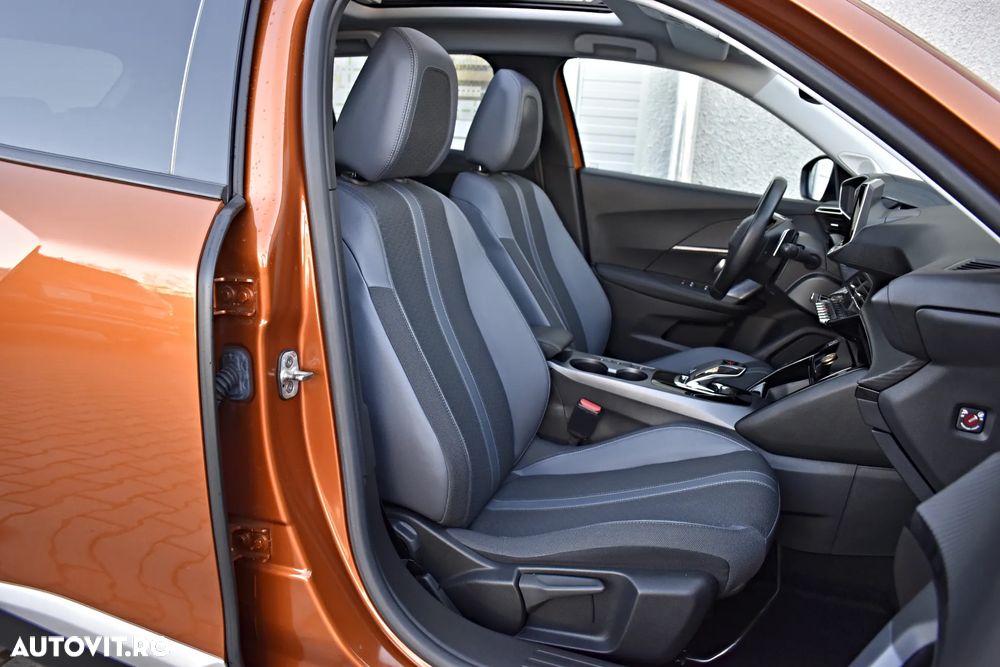 Peugeot 2008 PureTech 130 EAT8 Allure - 13