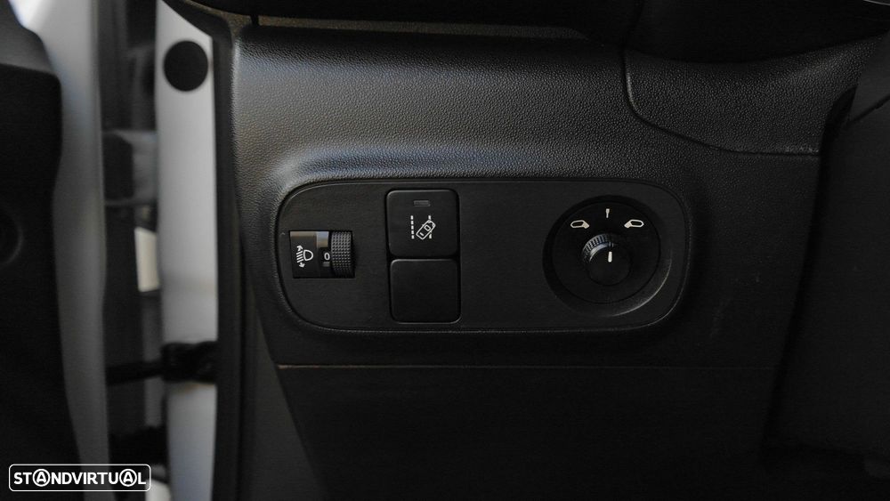 Citroën C3 1.2 PureTech Feel - 29