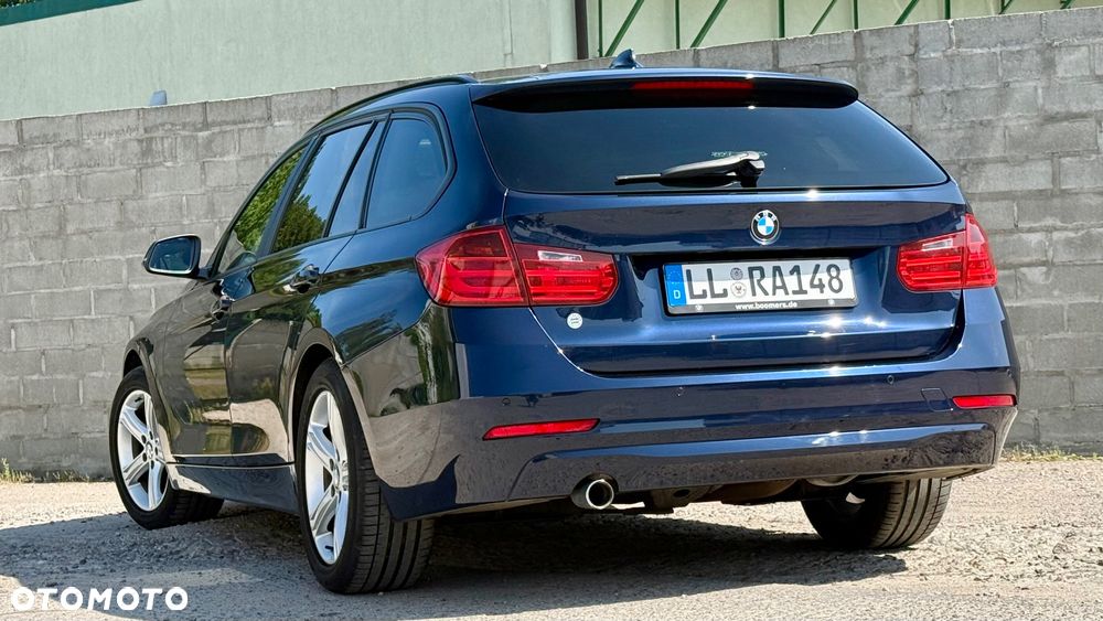 BMW Seria 3 318d DPF Touring Edition Exclusive - 13