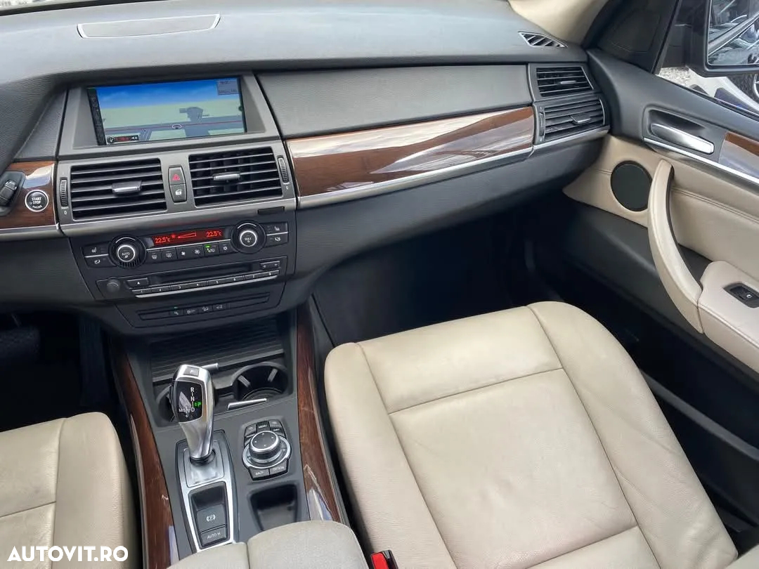 BMW X5 xDrive30d - 13