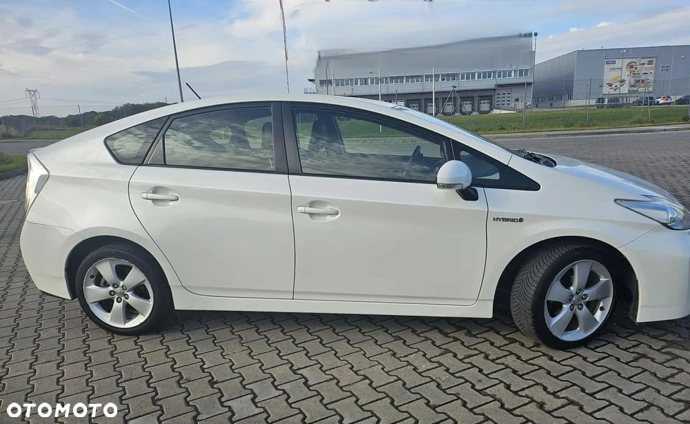 Toyota Prius 1.8 Hybrid Prestige - 2