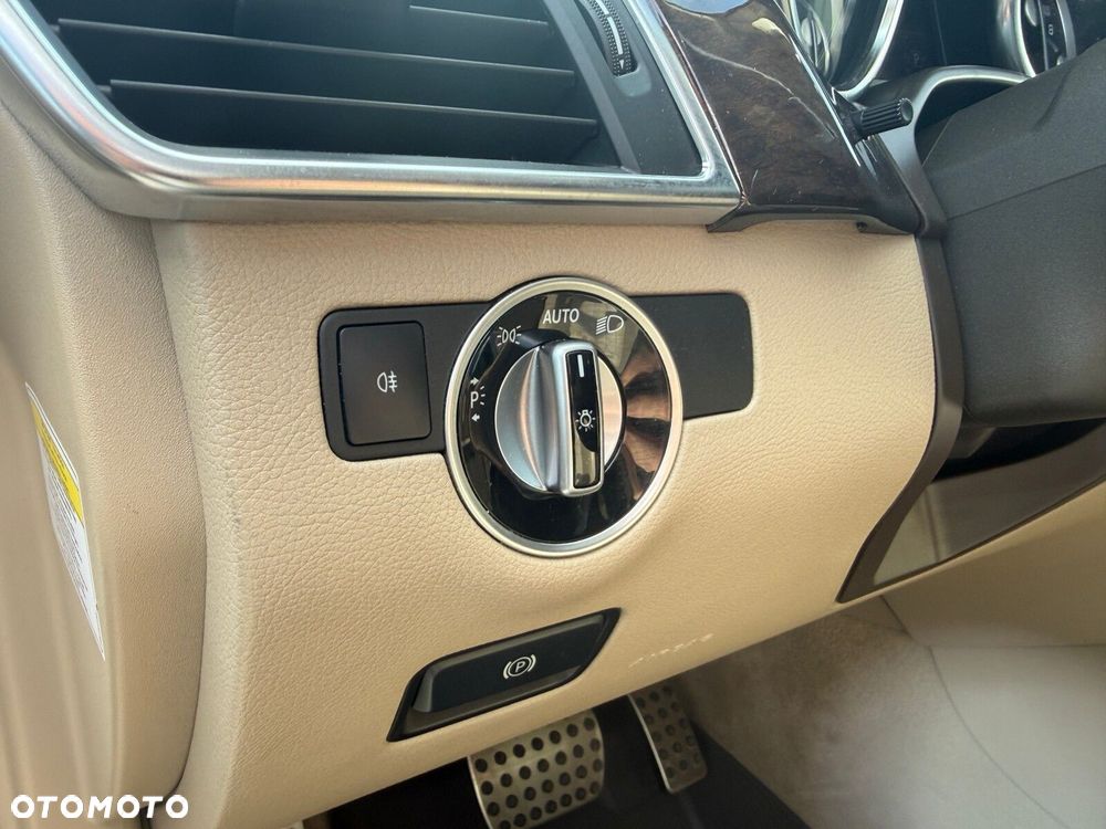 Mercedes-Benz GL - 22