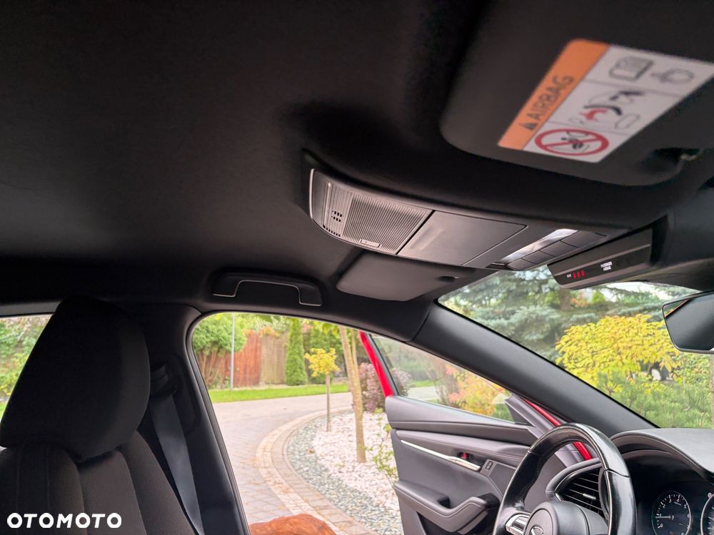 Mazda 3 e-SKYACTIV-G 150 M HYBRID EXCLUSIVE-LINE - 29