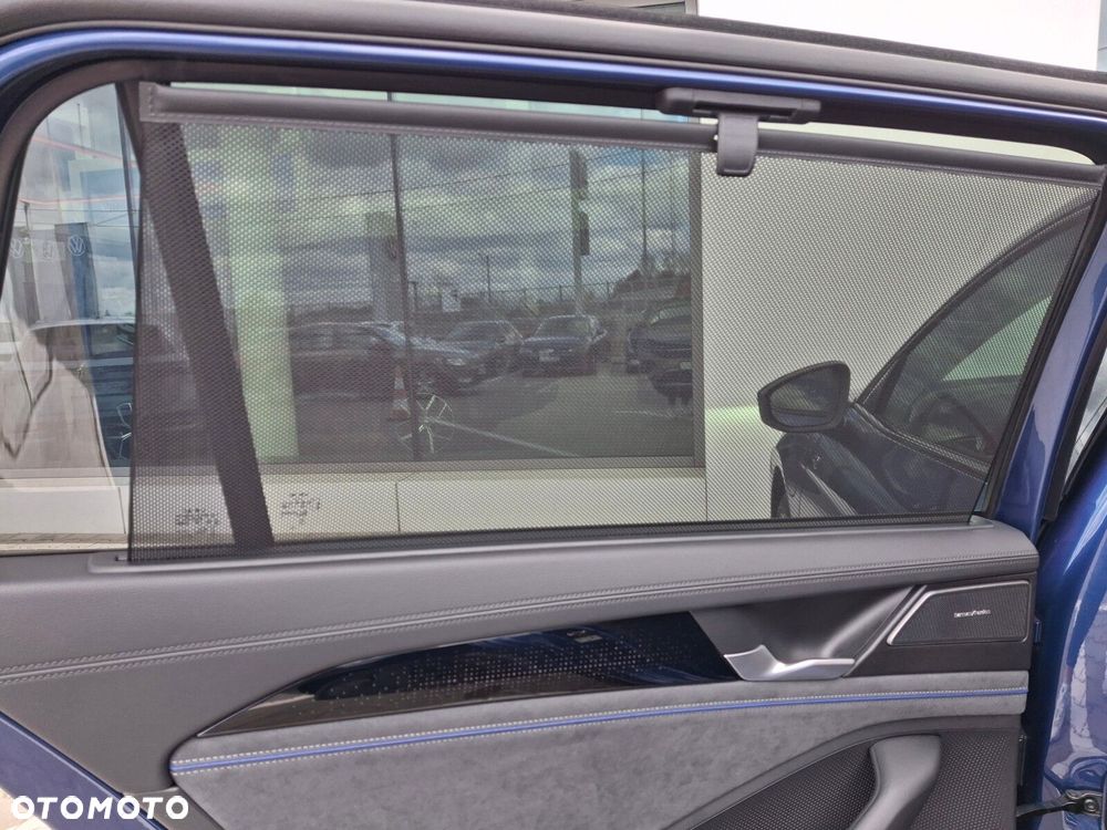 Volkswagen Passat - 18
