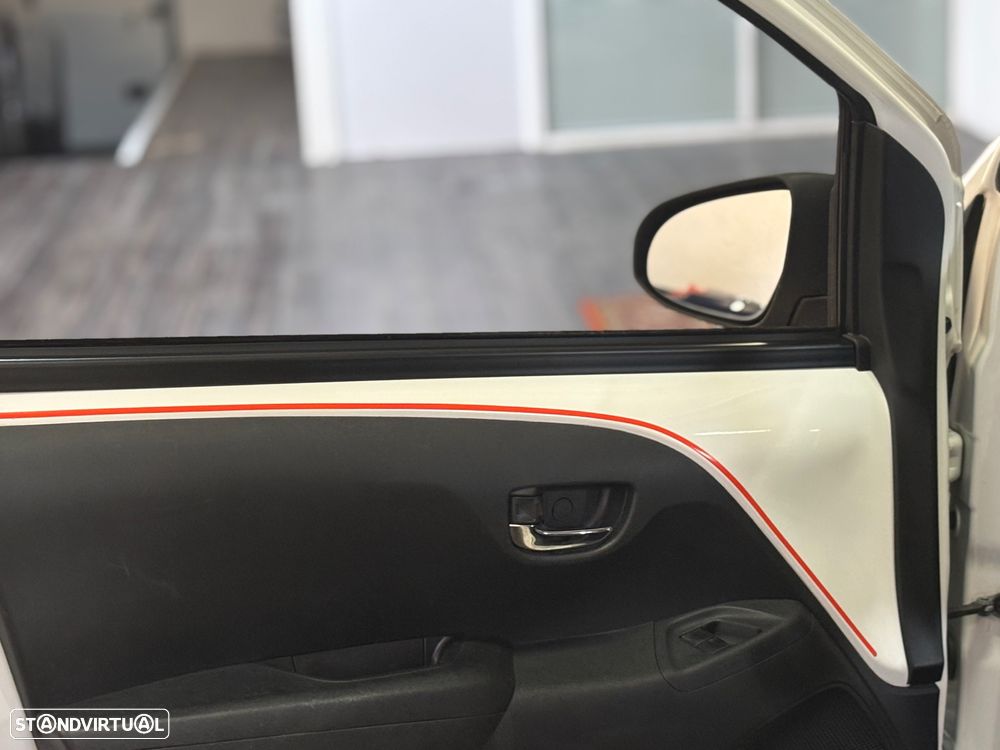 Peugeot 108 1.2 PureTech Top! Roland Garros - 35